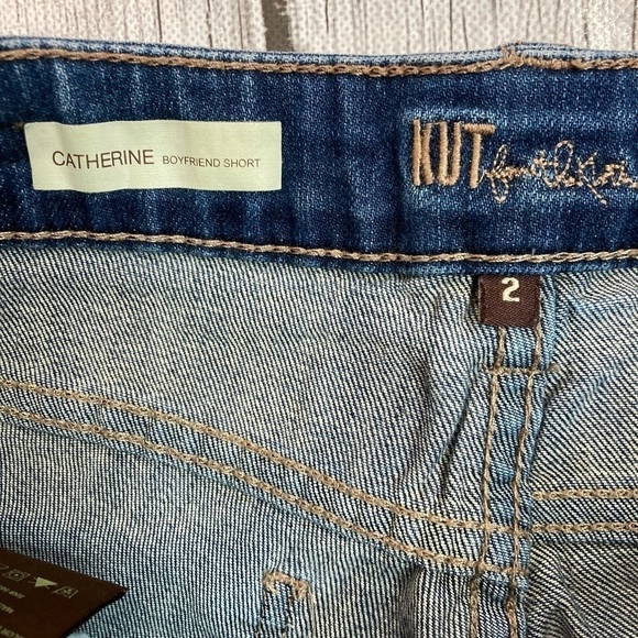 Kut From The Kloth Catherine Boyfriend Jean Shorts - Picture 8 of 8